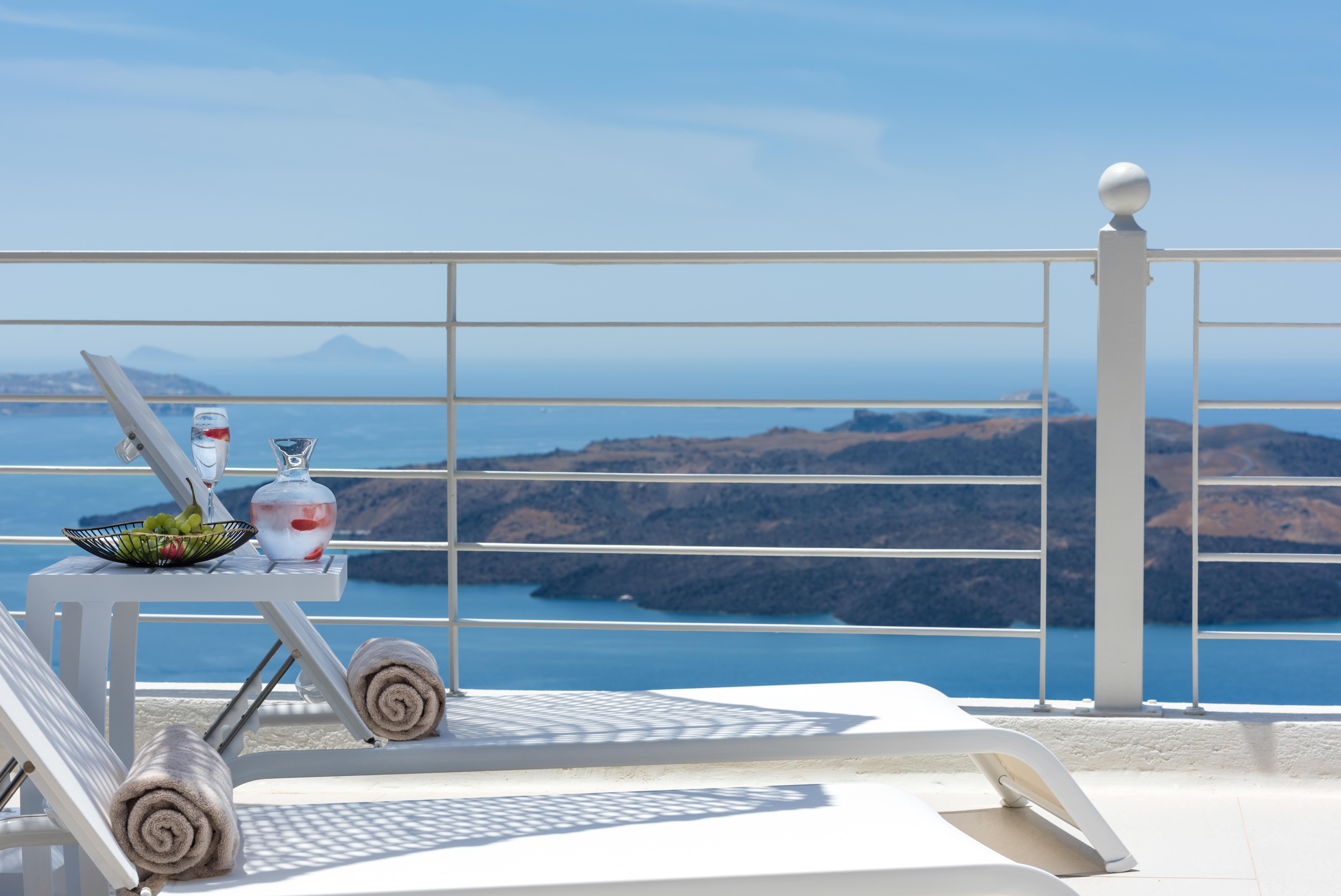 Nefeles Luxury Suites Fira  Exterior foto